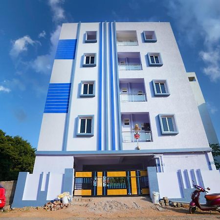Feel Like Home Near Pmpalem Visakhapatnam Ngoại thất bức ảnh